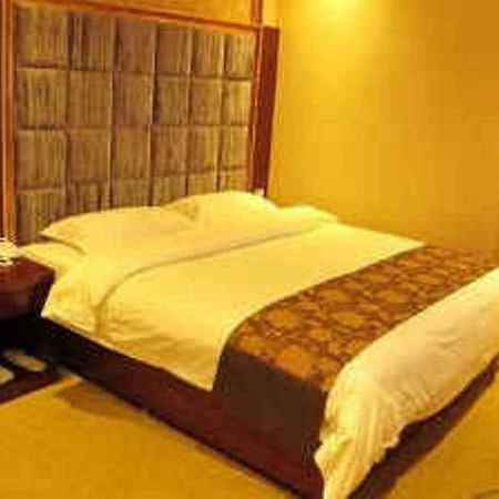 Super 8 Hotel Ankang Ba Shan XI Lu Ngoại thất bức ảnh